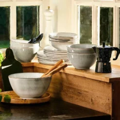 Service HENLEY (16 éléments) -Le Coin Cuisine 1000332765 220215 022 MOOD DETAILS P000000001000332765 mood