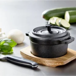 Mini Cocotte De Service HOT IRON 9 Mini Cocotte De Service HOT IRON -Le Coin Cuisine 1000364152 220719 020 MOOD DETAILS P000000001000364152 mood