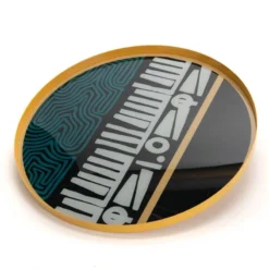 Amadeus Plateau Ethnique