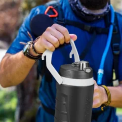 Gourde 2 Litres Noire -Le Coin Cuisine 2d33a710bb4e4115ba2037eb6604d988