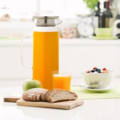 Carafe En Verre Avec Couvercle 1,2L -Le Coin Cuisine 4b4a7936e928476fada4a5798c836a3f