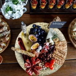 Plat De Service Doré -Le Coin Cuisine 4f5b2b70abdd43fc86abd21984a8bcaa