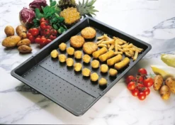 Plaque à Pizza Perforée Extensible -Le Coin Cuisine 5577a3a3dbc54805826025165577562f