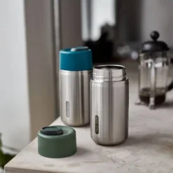 Black+Blum Tasse Nomade Isotherme -Le Coin Cuisine 6d5bf3bdcbd249f39363b484af0dabf9