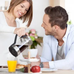 Serviteur à Gâteaux En Plastique & Bois -Le Coin Cuisine 6fe17692c7194140baee4ad77f8d98c0