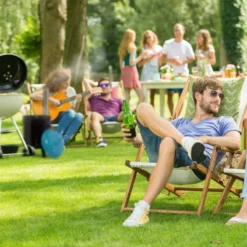 Four à Goulash Avec Grille De Barbecue -Le Coin Cuisine aefe78a8c714461480ef3dfa13f60b67