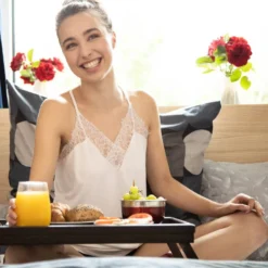 Tablette De Lit Bambou Marron Foncé -Le Coin Cuisine c5e398f9ea5f4ba7966b13f83c7440d2