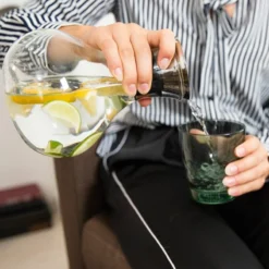 Carafe En Verre, 1,5 L En Lot De 3 -Le Coin Cuisine e55a222aad5441fb9a37a7542fdc564b