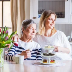 Présentoir à Gâteau Porcelaine -Le Coin Cuisine f180195ef3a24578af5fa4a85d33bdd7